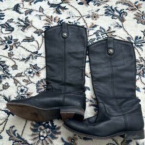 Used Frye Melissa button lug boots
